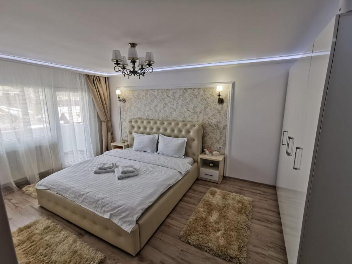Apartament Gold Luxury Tîrgu Ocna Buitenkant foto